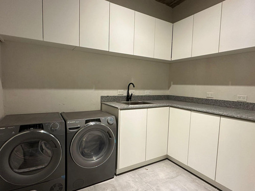 Casa En Venta - 4 Dormitorios 4 Baños - Cochera - 1.300mts2 - Pinamar