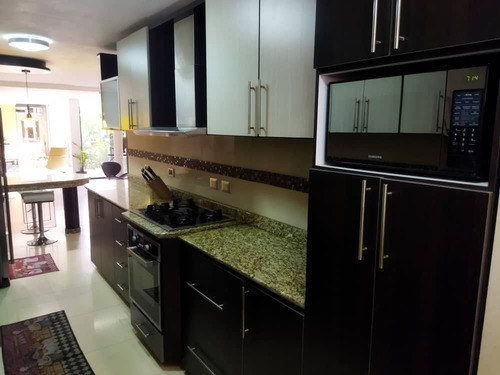 Imagen 4 de 18 de Hermoso Town House En Mañongo Sector El Rincón, Conjunto Residencial Villa Rincón Ii.