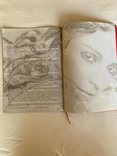 Madonna Re-invention World Tour / Tourbook /impecable 2004 (Usado)