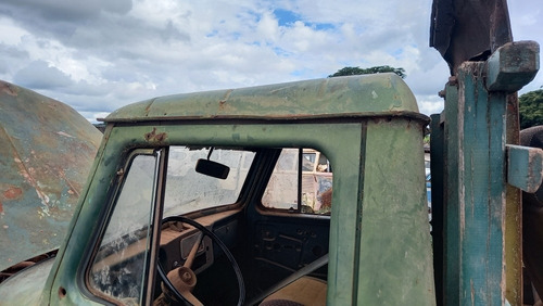 Willys Overland F75 Pick-up Peças Partes /4 Cc