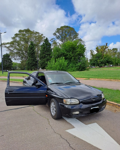 Ford Escort 1.8 Coupe Si