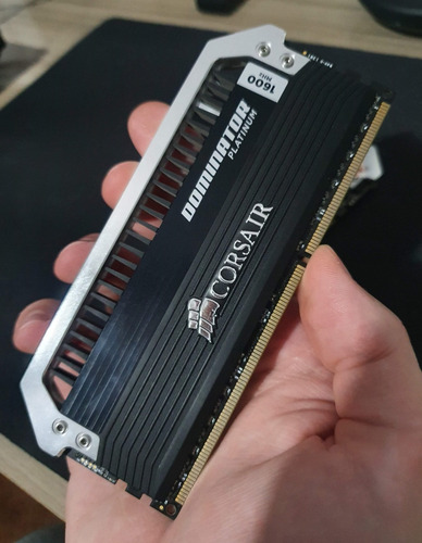 Imagem 3 de 7 de Corsair Dominator Platinum 16gb (2x 8gb), Ddr3, 1600mhz