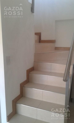 Imagen 4 de 11 de Excelente Duplex En Venta Con Cochera, La Vieja Estacion!