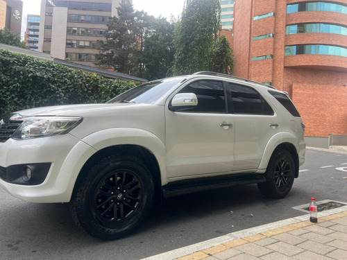 Toyota Fortuner 2.7l 4x2