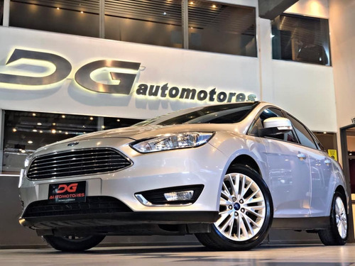 Ford Focus Se Plus 2.0n 2016 75.000km Gris