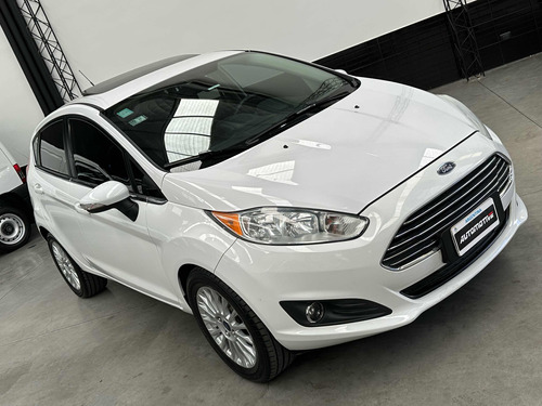 Ford Fiesta Kinetic Design 1.6 Titanium Powershift 120cv