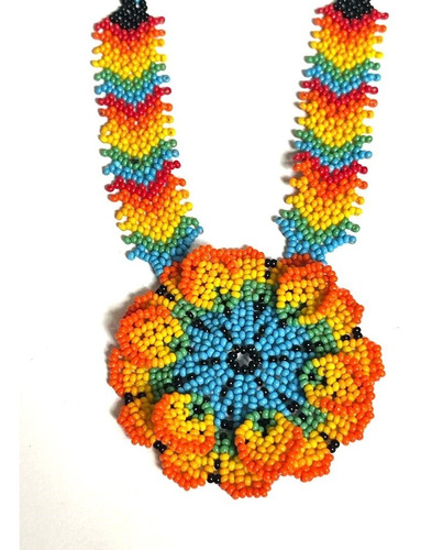 Collar Flor Naranja Tribu Embera En Mostacilla