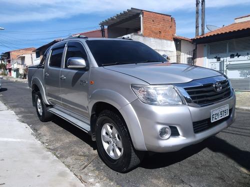 Imagem 1 de 6 de Toyota