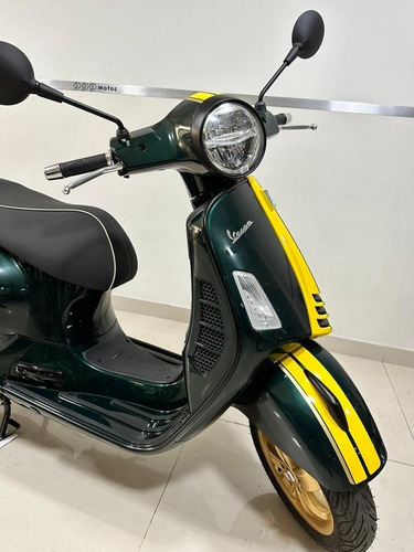 Imagen 10 de 15 de Vespa Super Racing Sixties 300 Scooter Retro Bbva Tasa 0 %