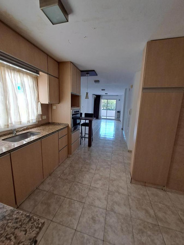 Venta Departamento Cochera Y Balcón Impecable Cercano Nueva Córdoba