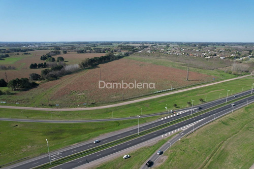 Imagen 4 de 11 de Terreno Fraccion En Venta Sobre Colectora Norte Acceso Oeste Luján G.b.a. Zona Oeste