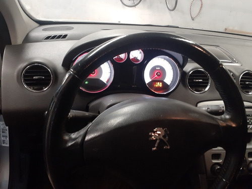 Peugeot 408 2.0 Allure Nav 143cv 2012