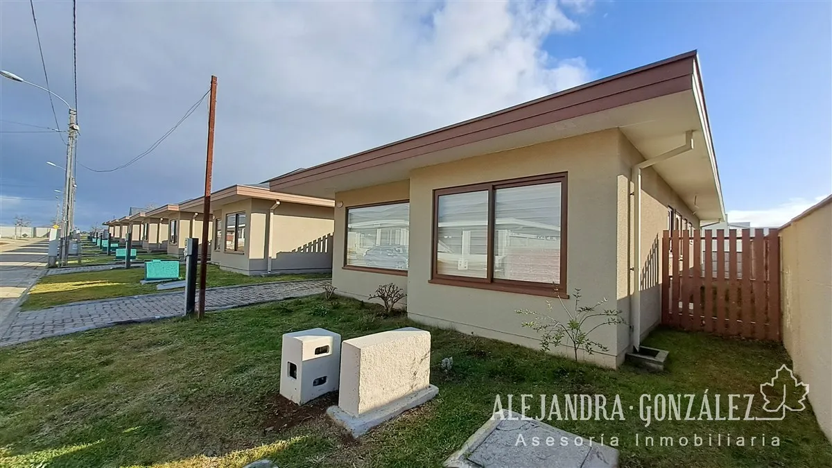 Imagen 2 de 19 de Arriendo Casa De 1 Piso 3d/2b, Sector Oriente De Osorno.