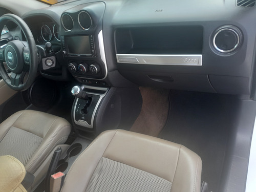 Jeep Compass 2.4 Litud 5vel 4x2 At