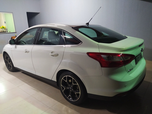 Ford Focus 2015 2.0 Titanium Flex Powershift 5p