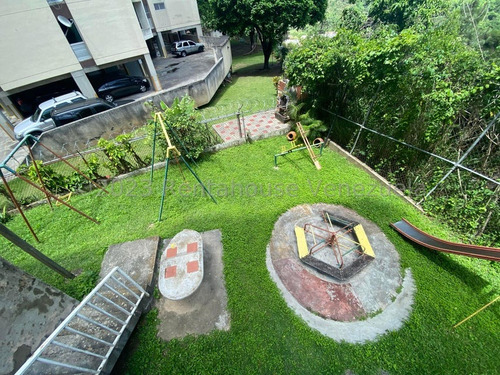 Excelente Apartamento En Alquiler En Lomas De Prados Del Este. #25-16800