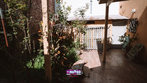 Venta Casa 2 Ambientes San Justo