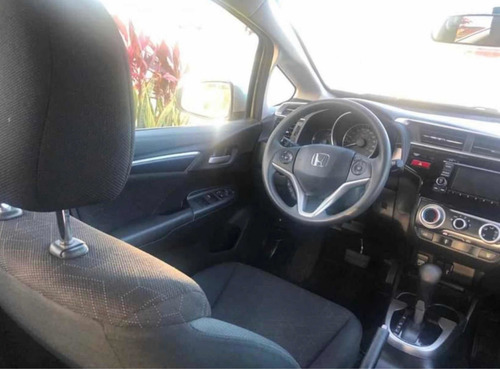 Imagen 9 de 14 de Honda Fit 1.5 Hit At Cvt 2016