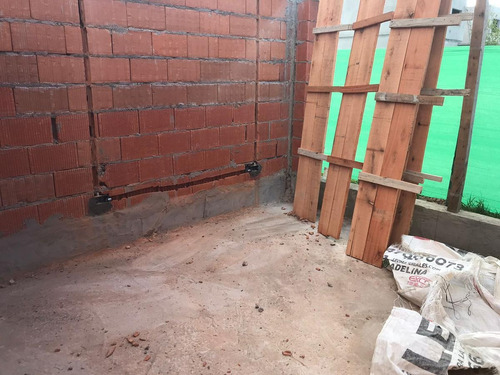 Imagen 9 de 30 de Lote Casa Barrio El Aljibe De Manzanares - Pilar Obra Iniciada Entrega En 6 Meses !!! Forma De Pago U$s 30.000 Y Saldo Contra Entrega!!!