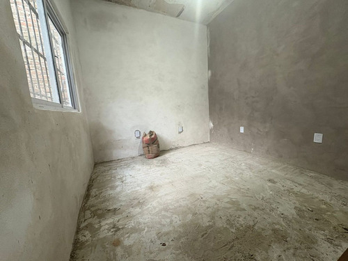Venta Casa 4 Amb Con Patio Y Garage En V. Lopez