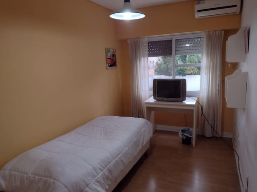 Imagen 9 de 17 de Casa En Venta En Ramos Mejía