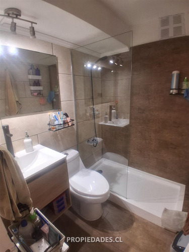 Departamento En Venta De 1 Dorm. En Providencia