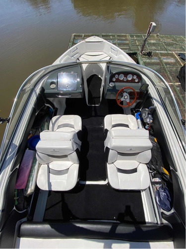 Imagen 11 de 20 de Quicksilver 1800 130hp