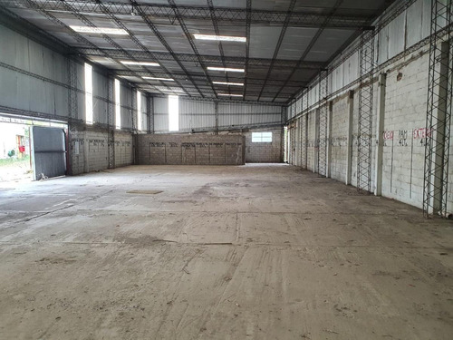 Imagen 9 de 19 de Camino Carrasco Prox Aeropuerto , Predio De 10000 M2 Y 4000 M2 De Depósitos !!