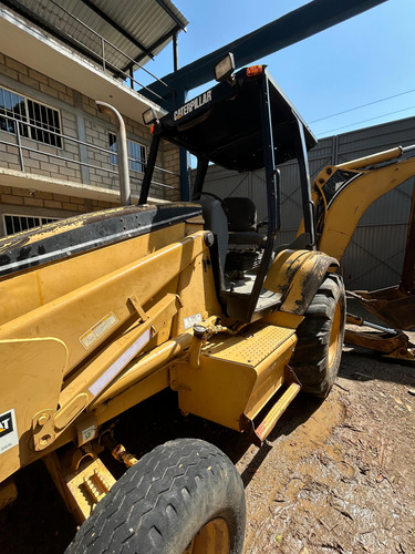 Retroexcavadora Caterpillar 416c 4x2