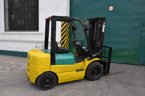 Autoelevador Komatzu Modelo: Fd 257-16d Año: 2008