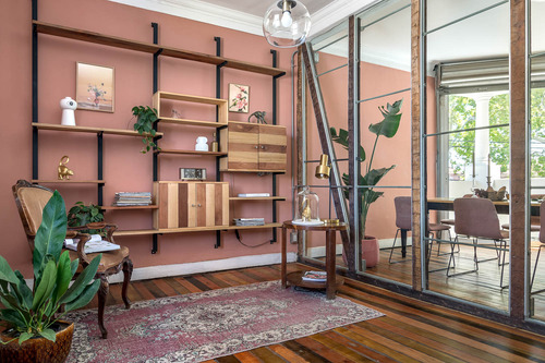 Casona Clásica Remodelada Con Amplio Estudio Y Espacios