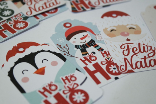 Imagem 4 de 6 de 25 Tag Cartão Para Presente Natal Papai Noel 7x4 Cm