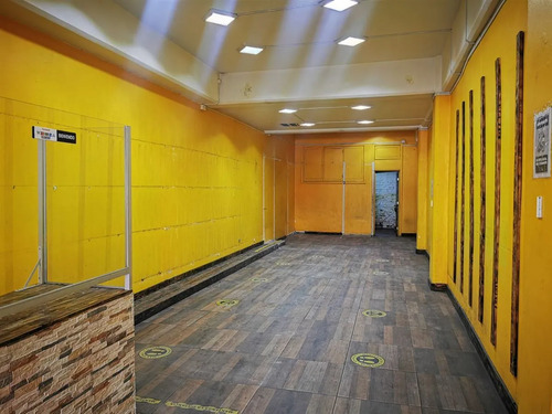 Local Comercial En Arriendo Irarrazaval Con Vicuña Mackenna