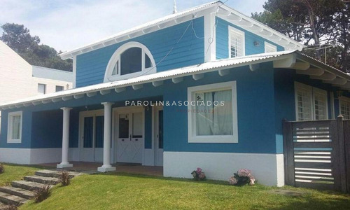 Muy Linda Casa A Pasos Del Mar!!-ref:2689