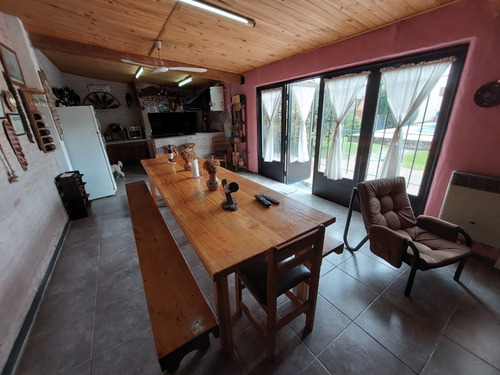 Hermosa Casa Con 4 Habitaciones + Pileta + Quincho