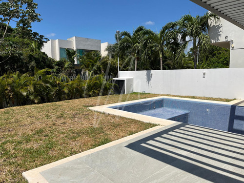 Casa En Venta En Cancun Lagos Del Sol