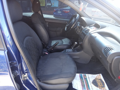 Imagen 10 de 13 de Peugeot 206 Premium Automatico