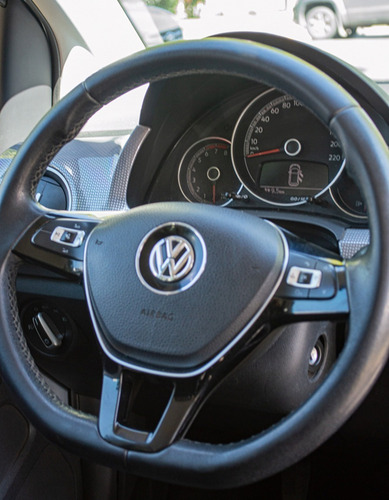 Imagen 16 de 19 de Volkswagen Cross Up 1.0
