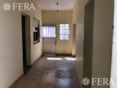 Imagen 9 de 18 de Venta De Casa 3 Ambientes A Reciclar Con Patio En Villa Dominico (26740)