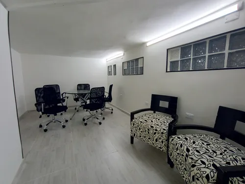 Local En Arriendo En Las Nieves. Cod A1087079