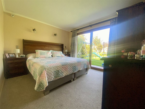 Oferta! Casa En El Carmen De Huechuraba 6d Más Serv.