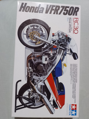 Tamiya 1/12 Honda Vrf 750