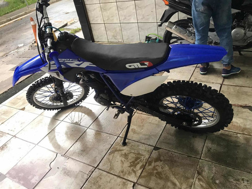 Imagem 5 de 13 de Honda 250