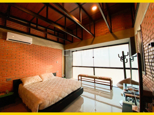 Moderna Casa En Venta En El Urubo Condominio Mirage