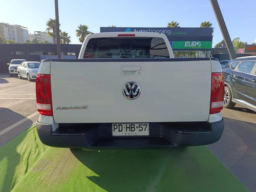 Volkswagen Amarok TREDLINE 4X2 MT
