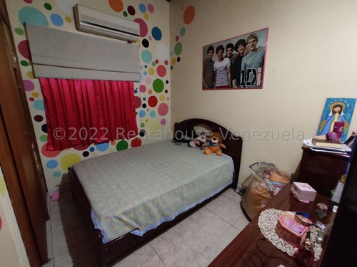 Imagen 16 de 27 de Casa Venta Urbanización Cerrada Agua Cómoda Nb