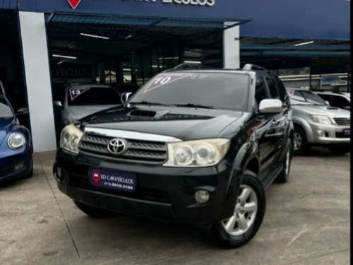 Toyota Hilux SW4 3.0 SRV 4X4 7 LUGARES 16V DIESEL 4P AUTOMÁTICO