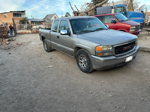 GMC Sierra 5.3 Cabina Regular Paq A 4x2 Mt