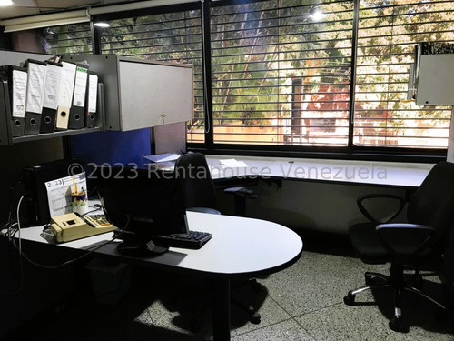 Ana Torres. Local Comercial En Venta 2331825 En Santa Eduvigis