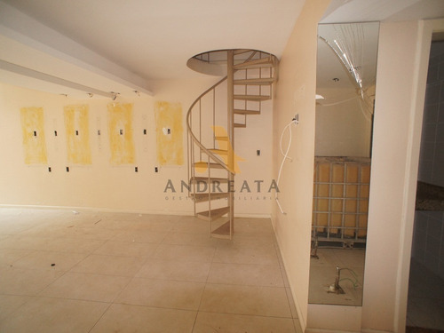Imagem 5 de 11 de Barra Da Tijuca - Empresarial Sunplaza - Sala Com 74m² - Ótima Loja Com 74m² Com Jirau, Com Piso Frio, Benfeitorias, Banheiro, Copa, Ótima Localização - Loc5331m - 32217012